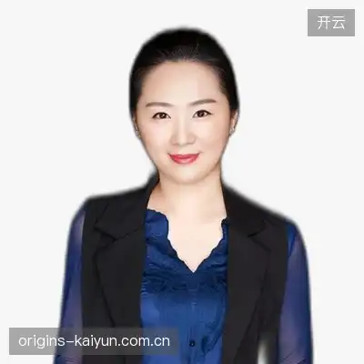 周英